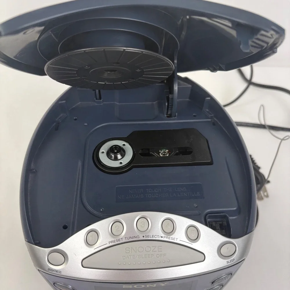 Sony Dream Machine ICF-CD843V CD Clock Radio TV Weather FM AM Blue Silver TESTED